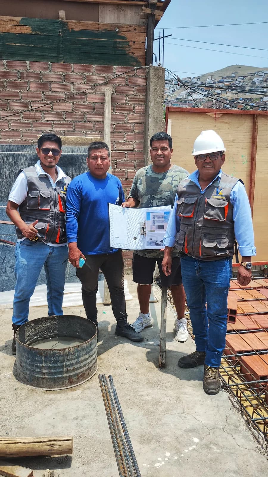 Inspección de obra junto al cliente