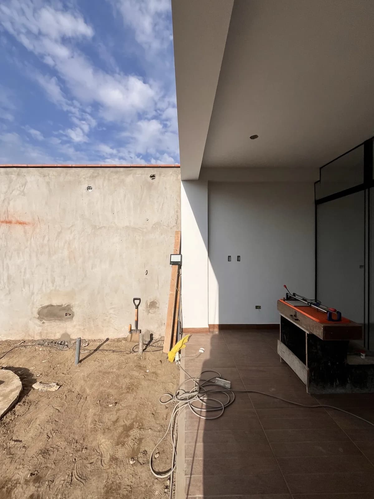 Proceso de construcción del proyecto Casa de Playa Cañete — avance de obra