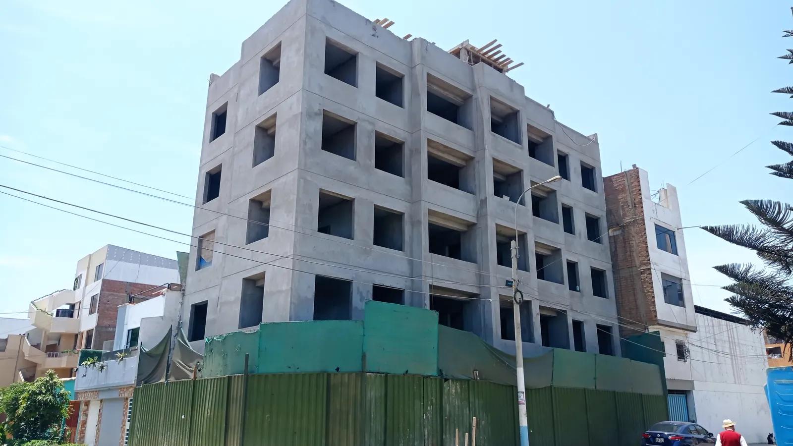 Proceso de construcción del proyecto Multifamiliar La Perla — avance de obra