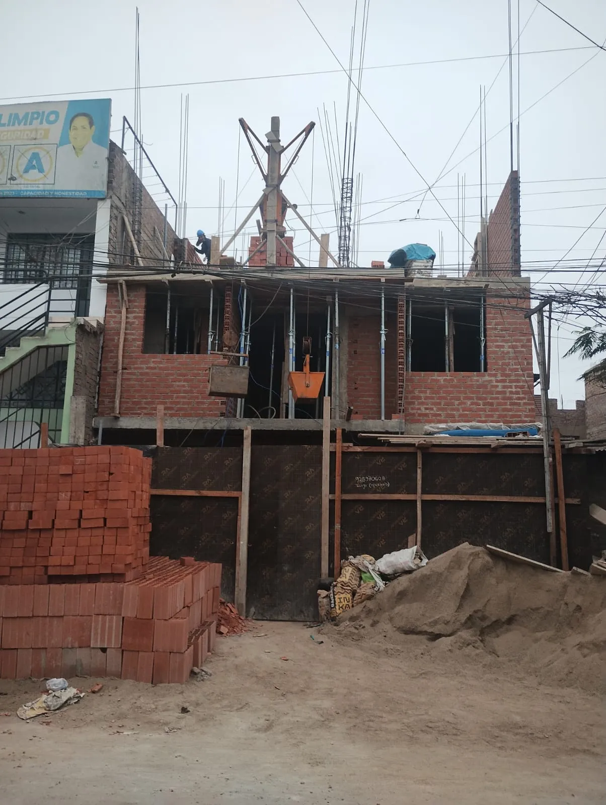 Proceso de construcción del proyecto Multifamiliar Santa Anita — avance de obra